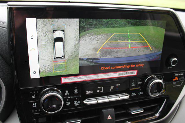 used 2023 Toyota Highlander Hybrid car, priced at $46,987