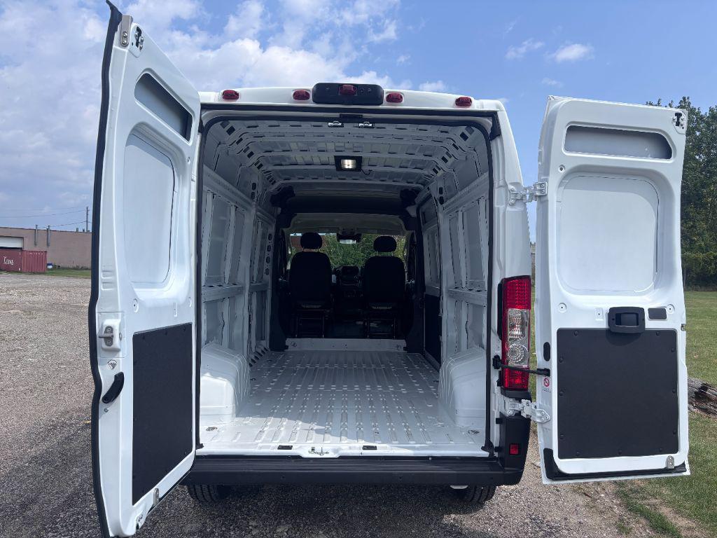 used 2024 Ram ProMaster 2500 car, priced at $33,000