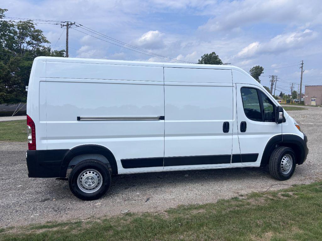 used 2024 Ram ProMaster 2500 car, priced at $33,000