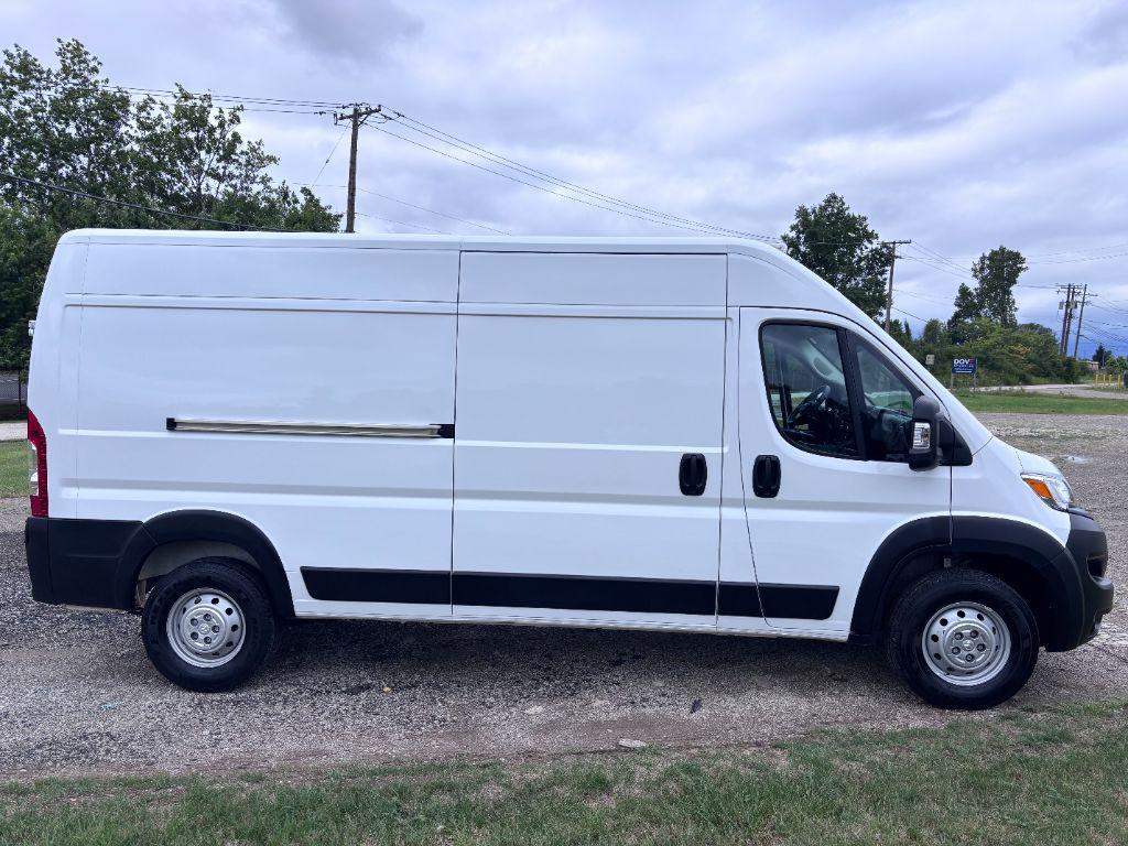 used 2024 Ram ProMaster 2500 car, priced at $28,000