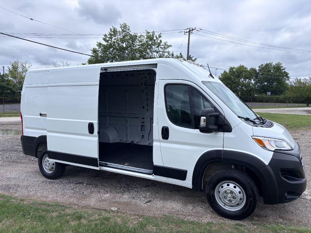 used 2024 Ram ProMaster 2500 car, priced at $28,000