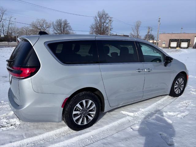 used 2024 Chrysler Pacifica Hybrid car, priced at $38,900