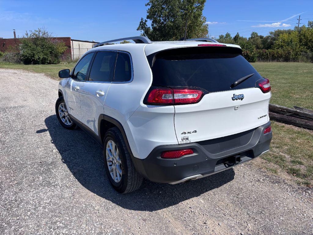used 2018 Jeep Cherokee car, priced at $11,500