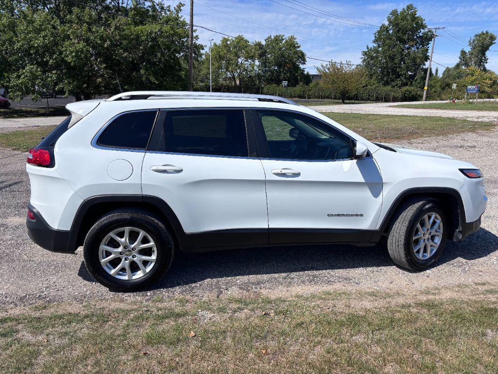 used 2018 Jeep Cherokee car, priced at $11,500