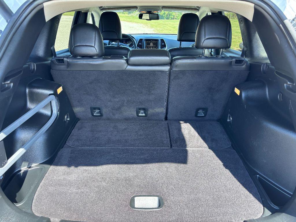 used 2018 Jeep Cherokee car, priced at $11,500