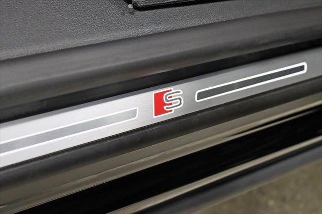used 2021 Audi Q8 car, priced at $41,800