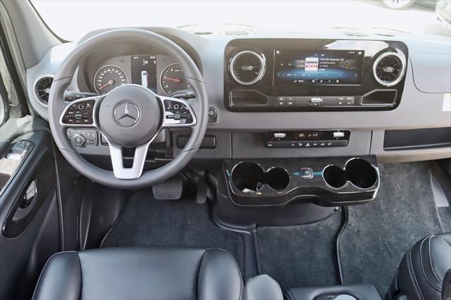 used 2022 Mercedes-Benz Sprinter 2500 car