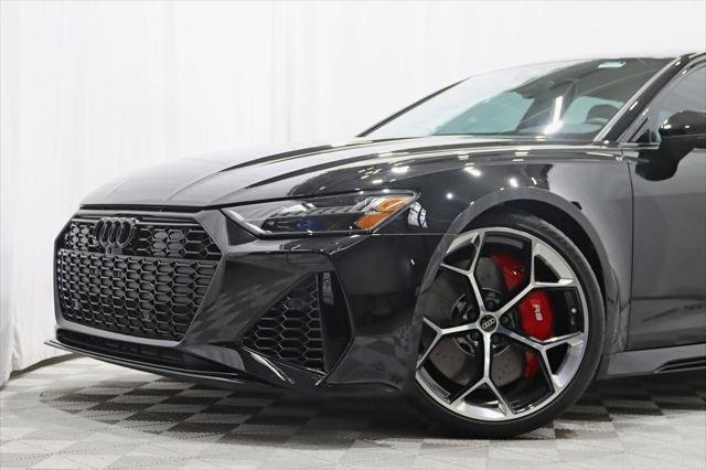 used 2024 Audi RS 6 Avant car, priced at $125,800