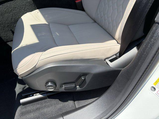 new 2026 Volvo XC60 car, priced at $59,370