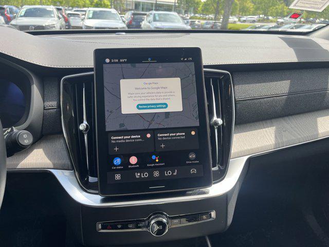 new 2025 Volvo XC90 car, priced at $72,755
