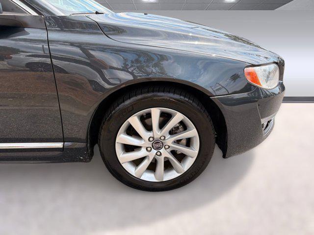 used 2014 Volvo S80 car, priced at $10,898