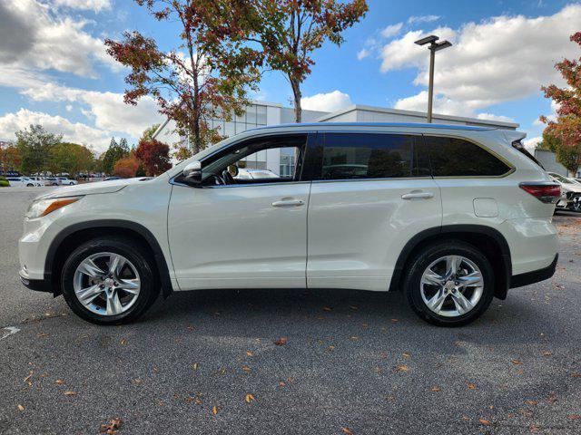 used 2015 Toyota Highlander car, priced at $15,998