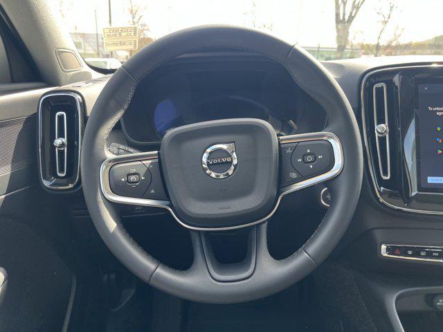new 2025 Volvo XC40 car, priced at $45,485