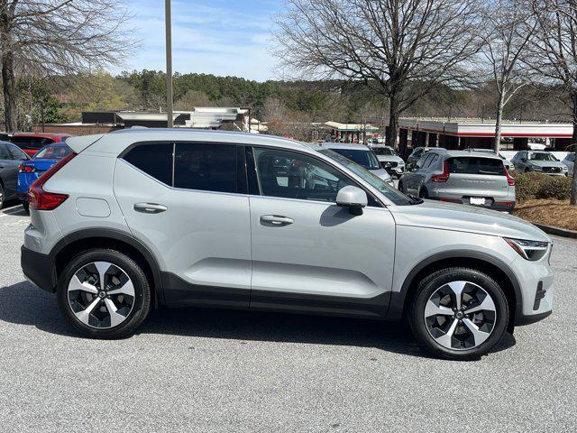 new 2025 Volvo XC40 car, priced at $45,485