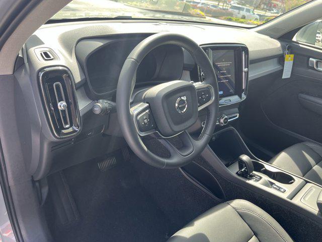 new 2025 Volvo XC40 car, priced at $45,485
