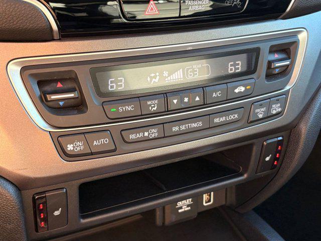 used 2020 Honda Pilot car, priced at $20,898