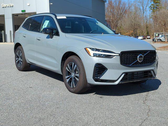 new 2025 Volvo XC60 Plug-In Hybrid car