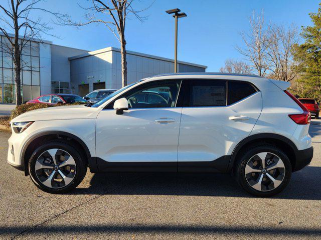 new 2025 Volvo XC40 car, priced at $45,465