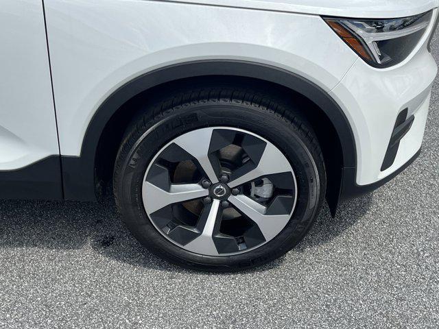 new 2025 Volvo XC40 car, priced at $45,485