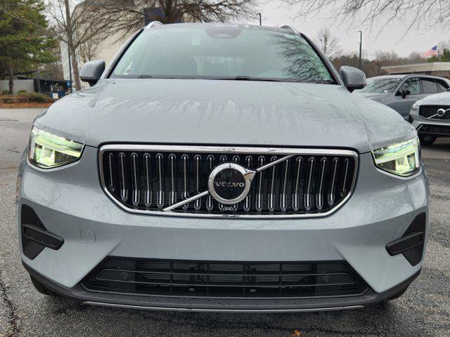 new 2025 Volvo XC40 car, priced at $45,465