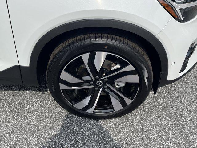 new 2025 Volvo XC40 car, priced at $51,015