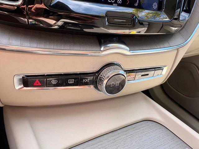 used 2023 Volvo XC60 car, priced at $38,898