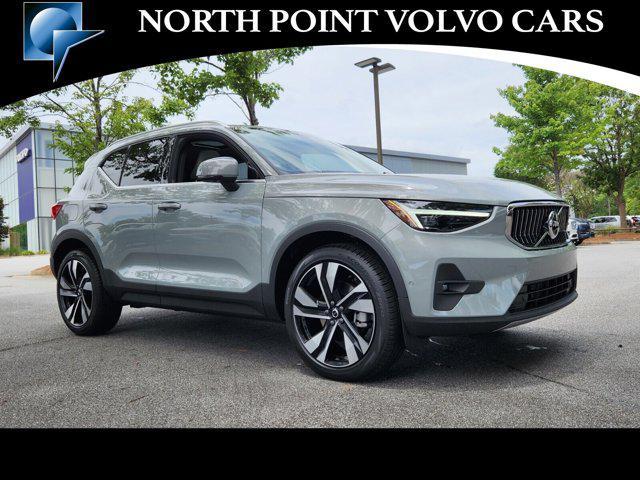 new 2025 Volvo XC40 car