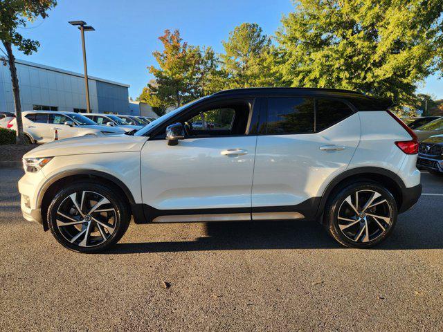 used 2021 Volvo XC40 car, priced at $30,998