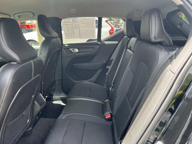 used 2020 Volvo XC40 car, priced at $17,897