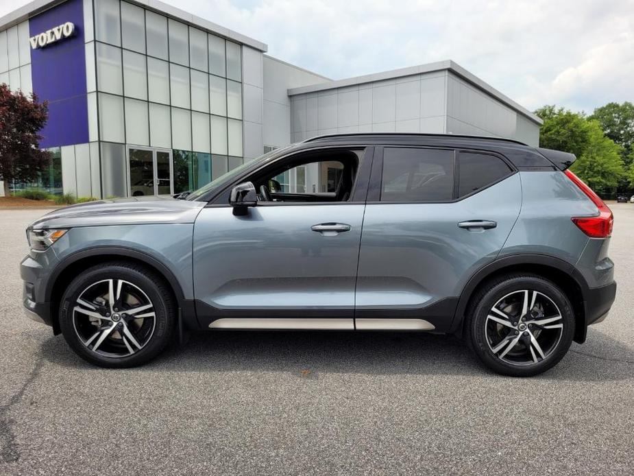 used 2019 Volvo XC40 car, priced at $27,991