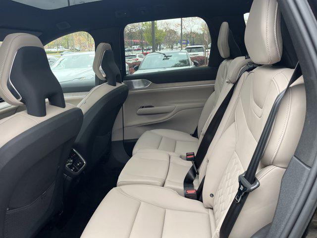 new 2025 Volvo EX90 car, priced at $94,640