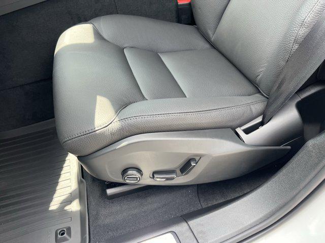 new 2025 Volvo XC60 car, priced at $54,560