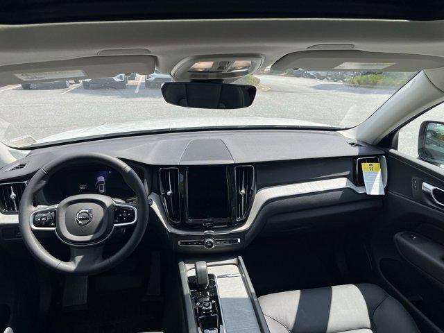 new 2025 Volvo XC60 car, priced at $54,560