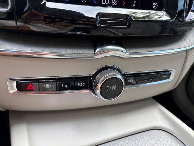 used 2023 Volvo XC60 car, priced at $36,395