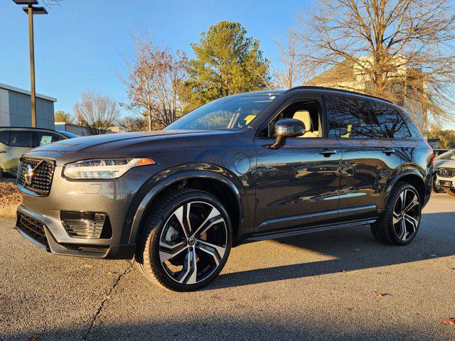 used 2022 Volvo XC90 Recharge Plug-In Hybrid car, priced at $49,998