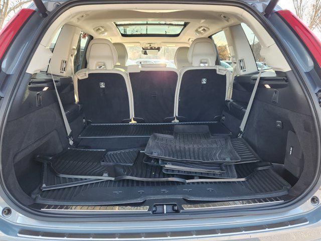 used 2022 Volvo XC90 car, priced at $35,998