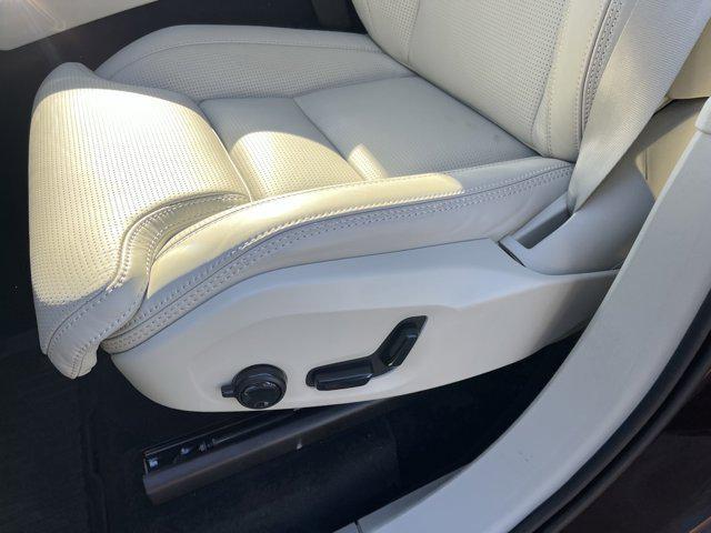 new 2025 Volvo XC90 car, priced at $74,555