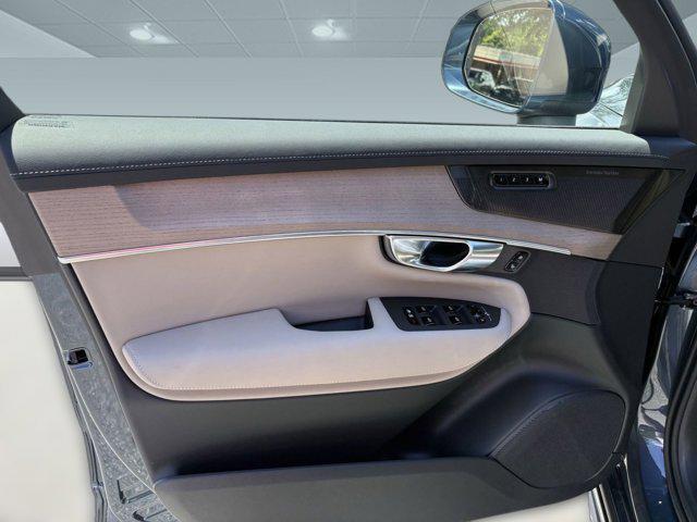 new 2026 Volvo XC90 car, priced at $71,825
