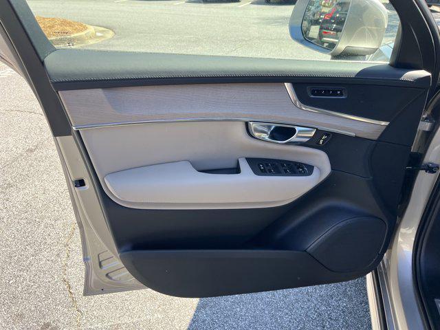 new 2025 Volvo XC90 car, priced at $61,405