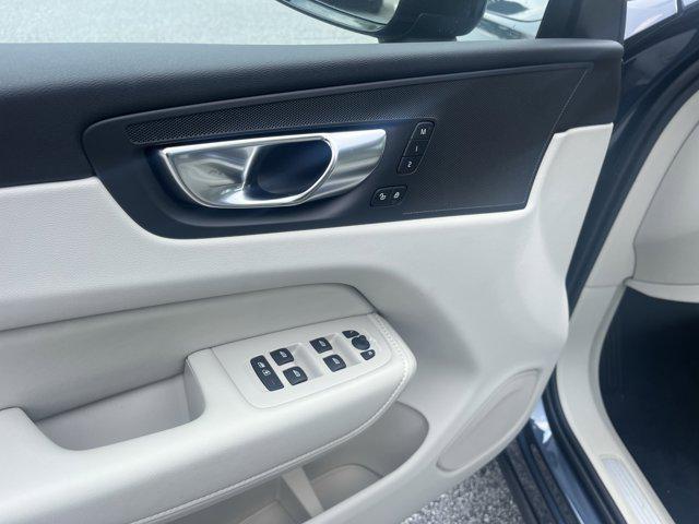 new 2025 Volvo XC60 car, priced at $55,360