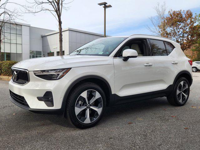 new 2025 Volvo XC40 car, priced at $48,100