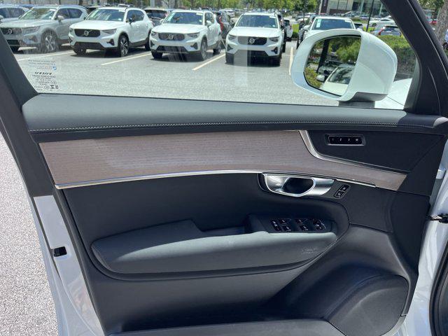 new 2026 Volvo XC90 car, priced at $62,855