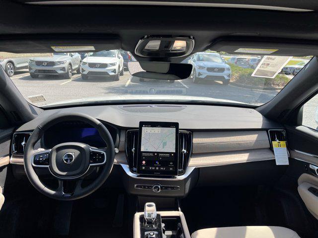 new 2025 Volvo XC90 car, priced at $70,045