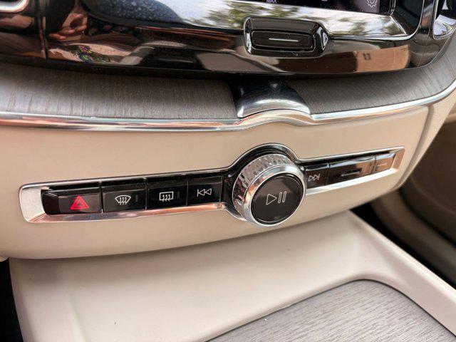 used 2023 Volvo XC60 Recharge Plug-In Hybrid car, priced at $42,397