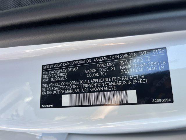 new 2025 Volvo XC90 car, priced at $65,145
