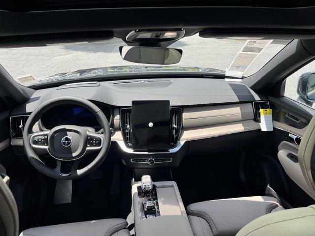 new 2026 Volvo XC90 car, priced at $71,875
