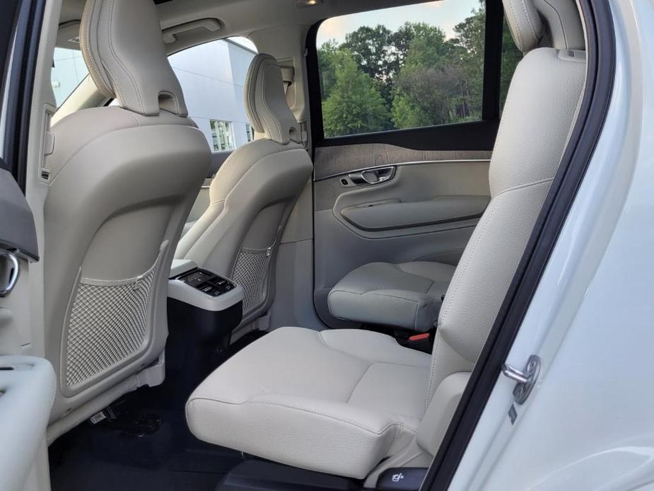 new 2024 Volvo XC90 car, priced at $67,970