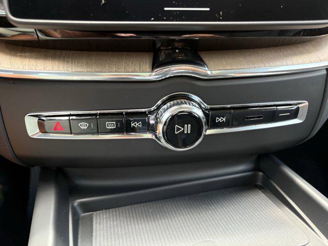 new 2026 Volvo XC60 Plug-In Hybrid car, priced at $68,535