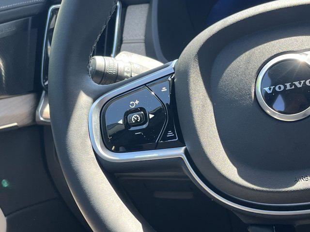 new 2025 Volvo XC90 Plug-In Hybrid car, priced at $78,805