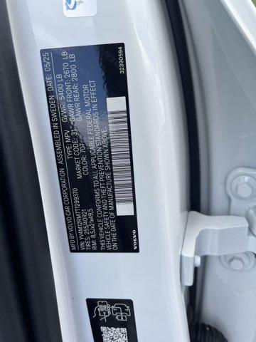 new 2026 Volvo XC60 car, priced at $63,935